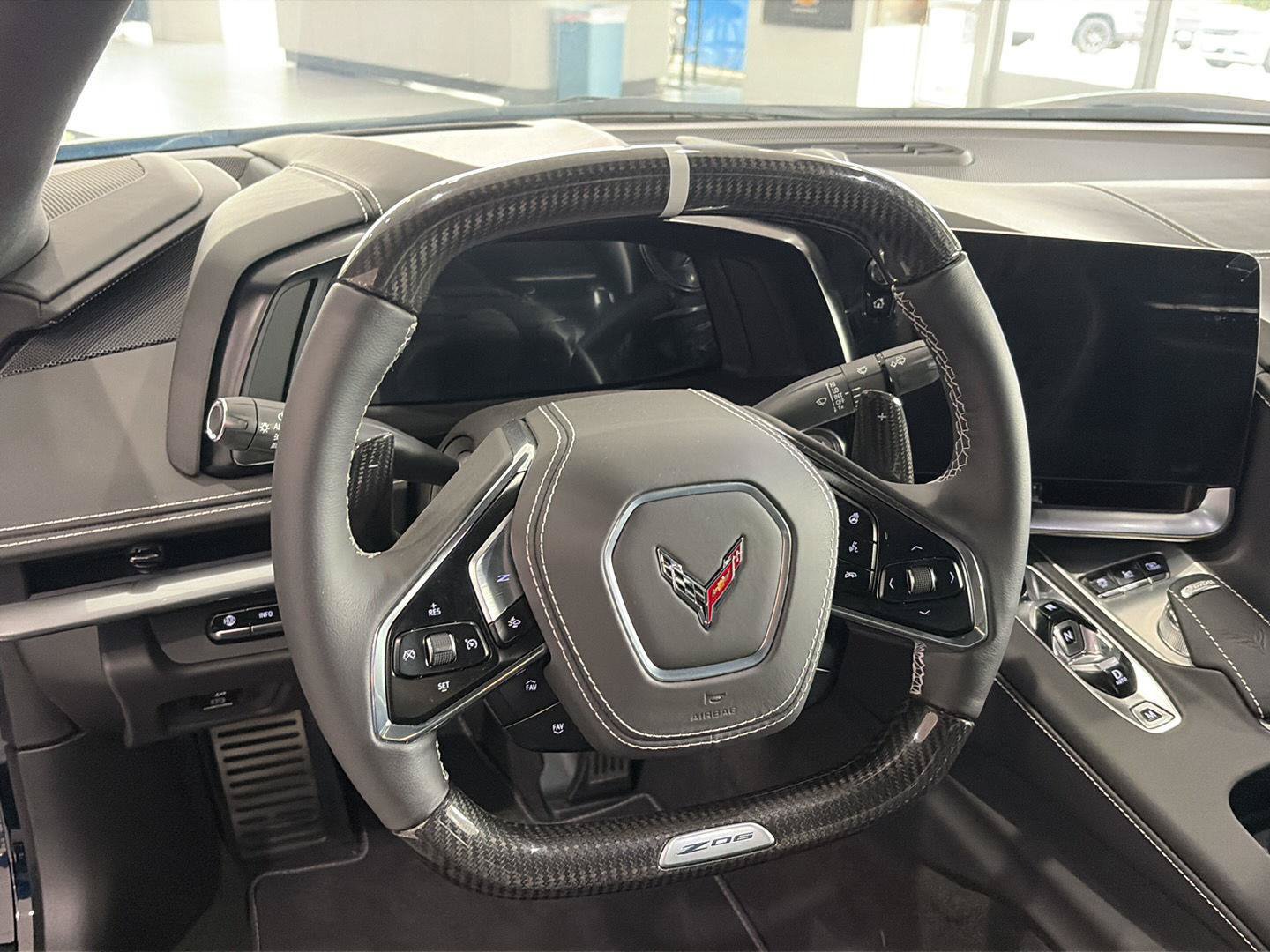 Used 2025 Chevrolet Corvette Z06 RWD image 7