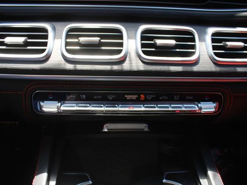 Used 2024 Mercedes-Benz GLE 53 AMG 4MATIC image 43