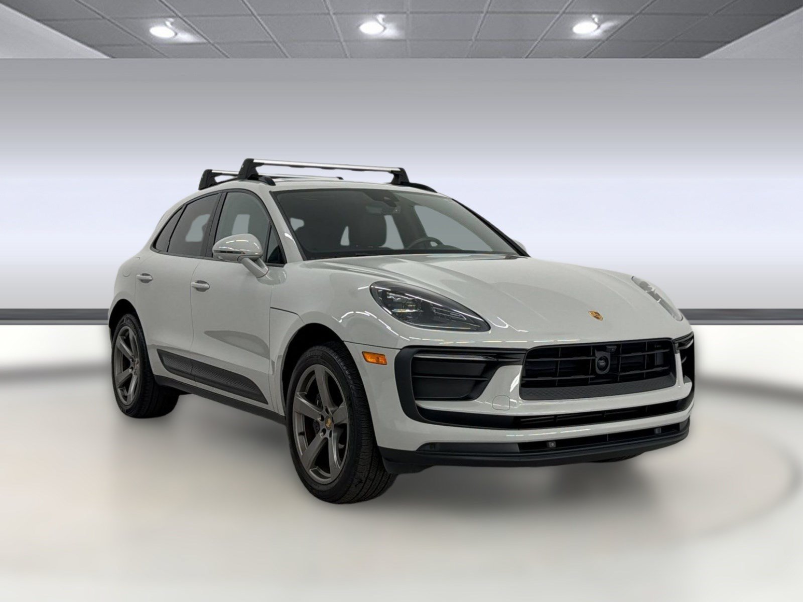 Used 2024 Porsche Macan AWD/4WD image 7