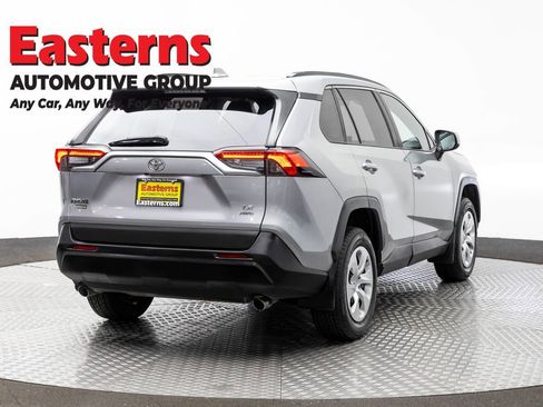 Used 2019 Toyota RAV4 LE w/ All Weather Liner Package AWD/4WD image 5