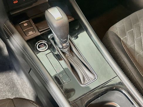 Used 2023 Nissan Kicks SR FWD image 23