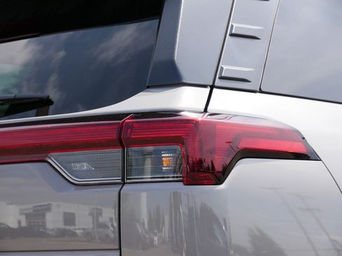 Used 2026 Subaru Outback Touring AWD/4WD image 17