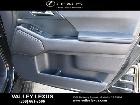 Certified 2024 Lexus GX 550 w/ Cold Area Package AWD/4WD image 18