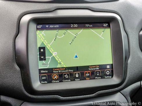 Used 2023 Jeep Renegade Latitude w/ Sun/Sound Group AWD/4WD image 19