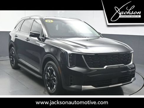 Used 2025 Kia Sorento S FWD image 1