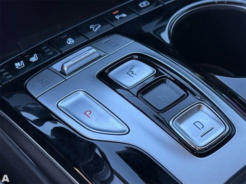 Used 2023 Hyundai Tucson Limited image 24