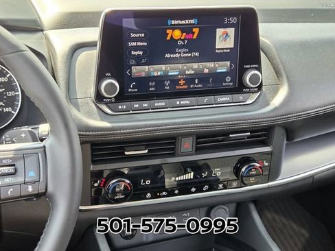 Used 2025 Nissan Rogue SV w/ SV Premium Package FWD image 24