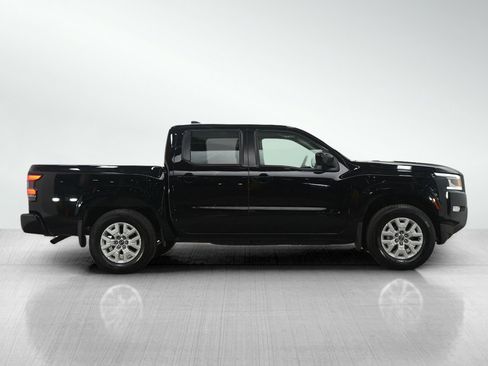 Used 2023 Nissan Frontier SV w/ SV Premium Package image 6