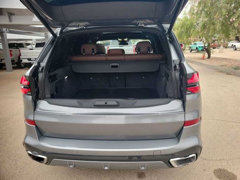 Used 2025 BMW X5 xDrive40i w/ M Sport Package AWD/4WD image 23