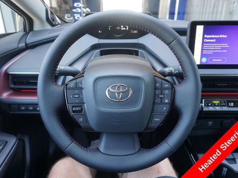 New 2026 Toyota Prius Plug-In Hybrid FWD image 3