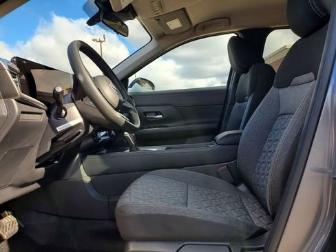 New 2026 Nissan Kicks SV image 17