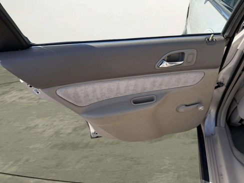 Used 1997 Honda Accord VP image 17