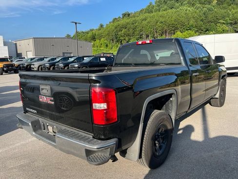 Used 2017 GMC Sierra 1500 4x4 Double Cab w/ Sierra Convenience Package image 3