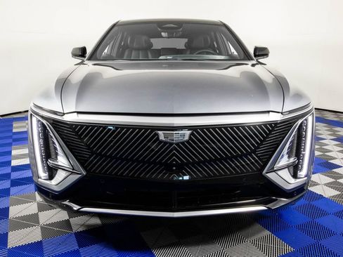 Used 2023 Cadillac Lyriq 2WD image 2