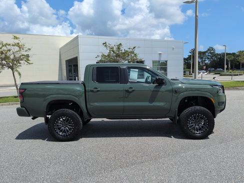 Used 2026 Nissan Frontier SV w/ SV Convenience Package AWD/4WD image 4
