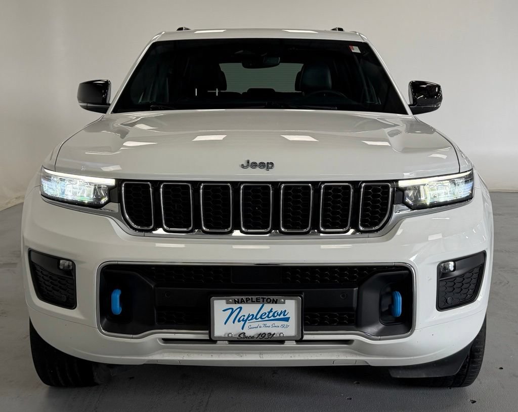 Used 2023 Jeep Grand Cherokee Overland AWD/4WD image 7