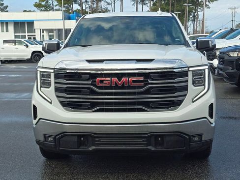Used 2025 GMC Sierra 1500 SLT image 9