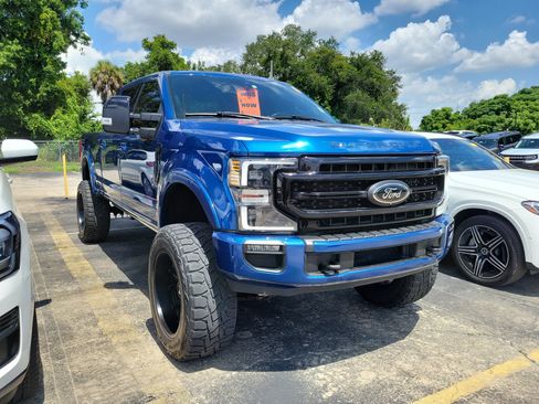 Used 2022 Ford F350 Lariat w/ Tremor Off-Road Package AWD/4WD image 6