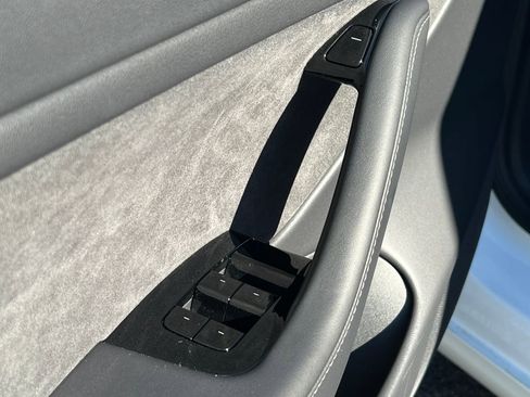 Used 2020 Tesla Model 3 Long Range image 32