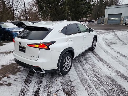 Used 2018 Lexus NX 300h 300h w/ Towing Package (1500 lbs) image 5