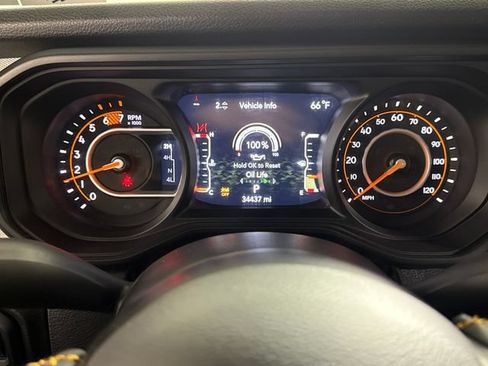Used 2024 Jeep Wrangler Unlimited Sport AWD/4WD image 30