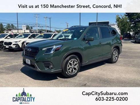 Used 2022 Subaru Forester Premium AWD/4WD image 3