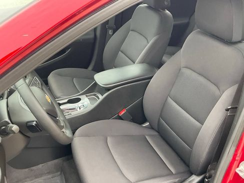 Used 2024 Chevrolet Malibu RS w/ LPO, Floor Liner Package FWD image 10