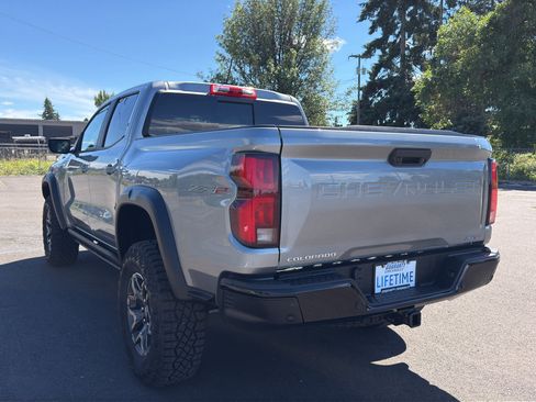 New 2026 Chevrolet Colorado ZR2 w/ Technology Package AWD/4WD image 25