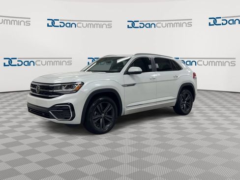 Used 2022 Volkswagen Atlas Cross Sport SEL R-Line AWD/4WD image 4