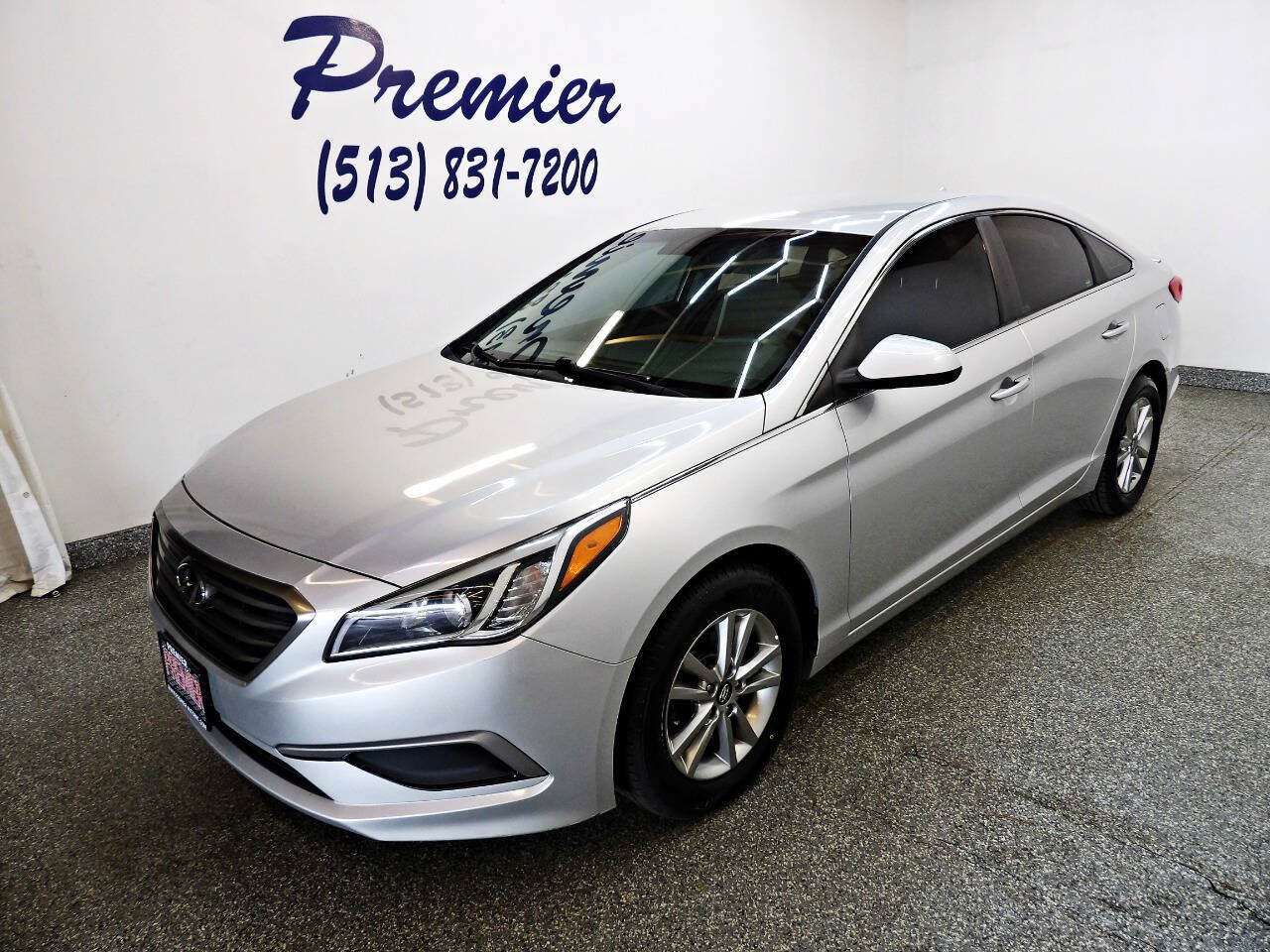 Used 2017 Hyundai Sonata SE FWD image 1