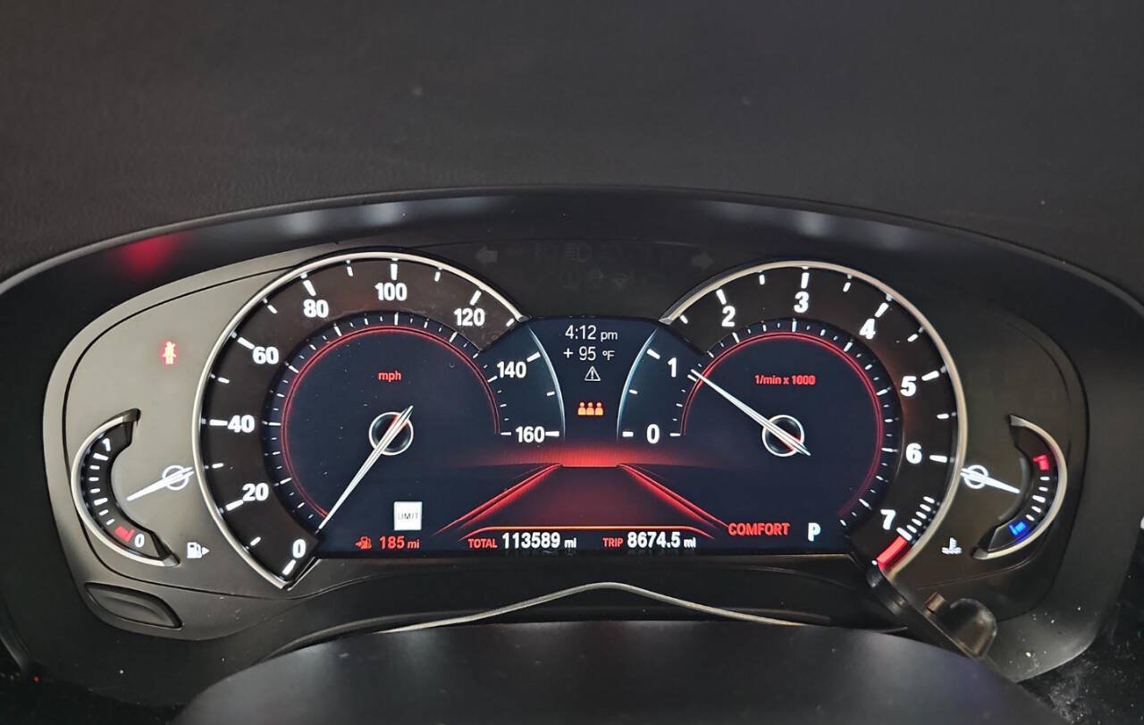 Used 2019 BMW 540i xDrive AWD/4WD image 12