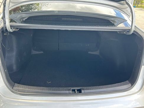 Used 2023 Toyota Corolla LE FWD image 34