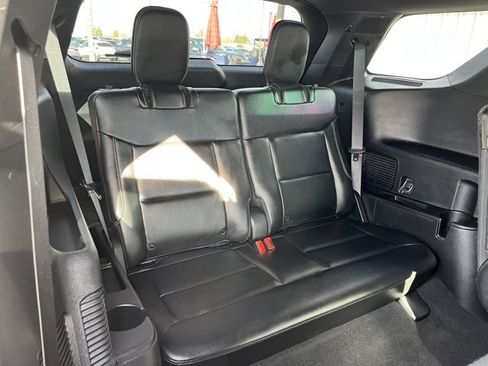 Used 2020 Ford Explorer ST w/ ST Street Pack image 32