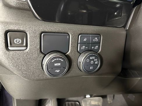 Used 2023 Chevrolet Silverado 1500 LTZ image 29