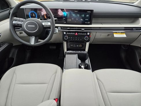 New 2026 Hyundai Tucson Blue SE image 11