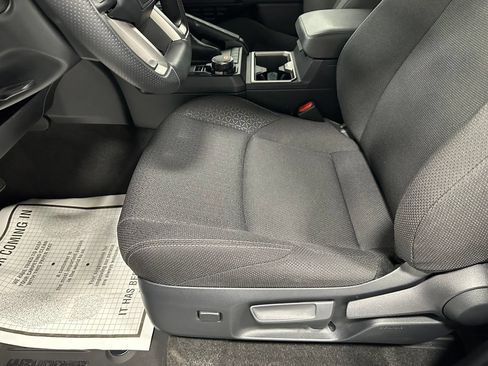 Used 2025 Toyota 4Runner SR5 AWD/4WD image 13