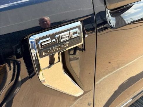 Used 2022 Ford F150 Lariat RWD image 6
