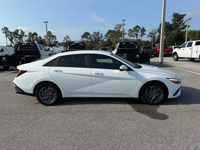 Used 2024 Hyundai Elantra SEL