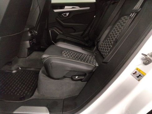 Used 2020 Lamborghini Urus image 37