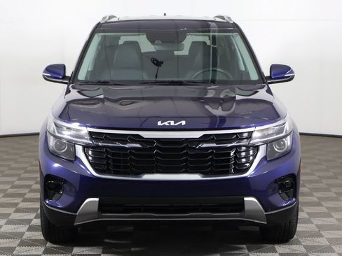 Used 2024 Kia Seltos EX AWD/4WD image 12