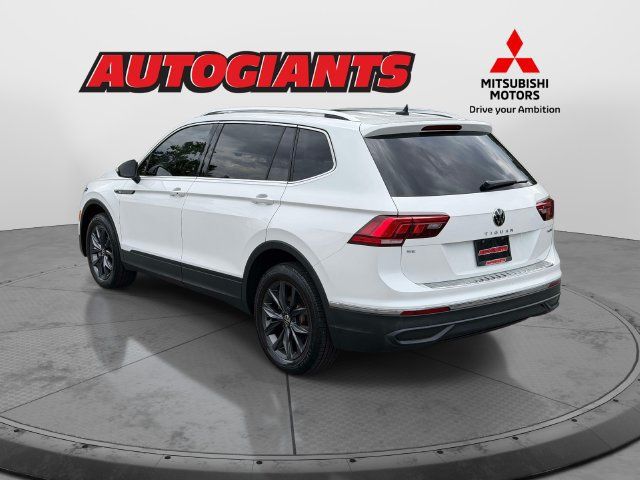 Used 2023 Volkswagen Tiguan SE w/ Panoramic Sunroof Package AWD/4WD image 6
