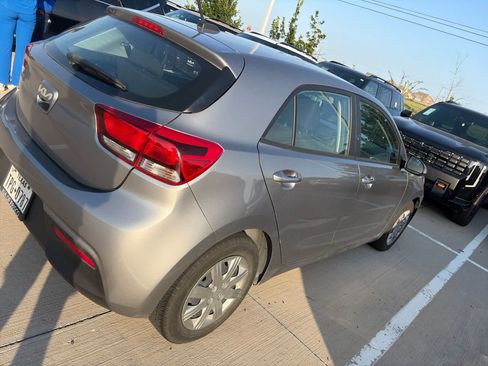 Used 2023 Kia Rio S FWD image 5