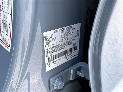 Certified 2025 Ford Mustang Mach-E Premium AWD/4WD image 31