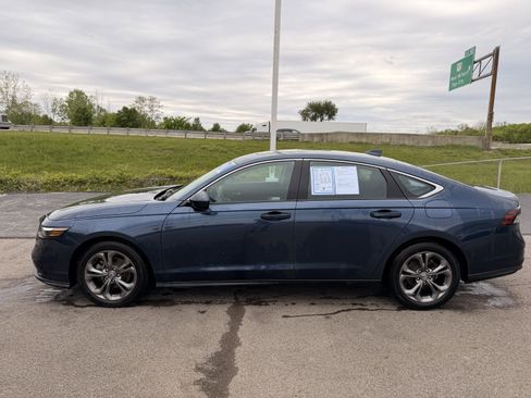 Certified 2024 Honda Accord EX image 6
