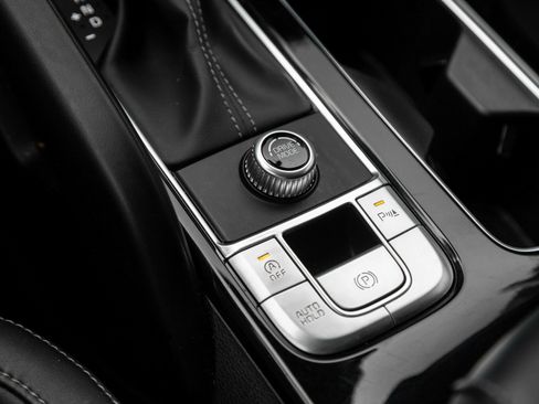 Used 2024 Kia Telluride S image 26