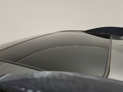 Used 2017 GMC Acadia Denali w/ Technology Package FWD image 10