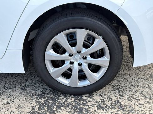 Used 2026 Toyota Corolla LE FWD image 19