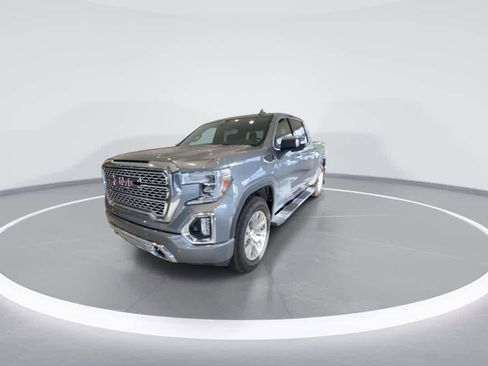 Used 2020 GMC Sierra 1500 Denali w/ Technology Package AWD/4WD image 4