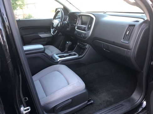 Used 2018 Chevrolet Colorado LT w/ Safety Package RWD image 2