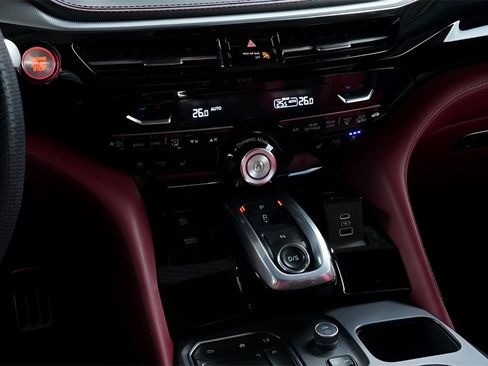 Used 2022 Acura MDX A-Spec image 35